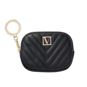 💕 Victoria’s Secret Pouch